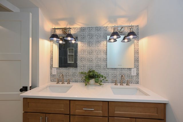 1212 Stockell St, Nashville, TN 37207