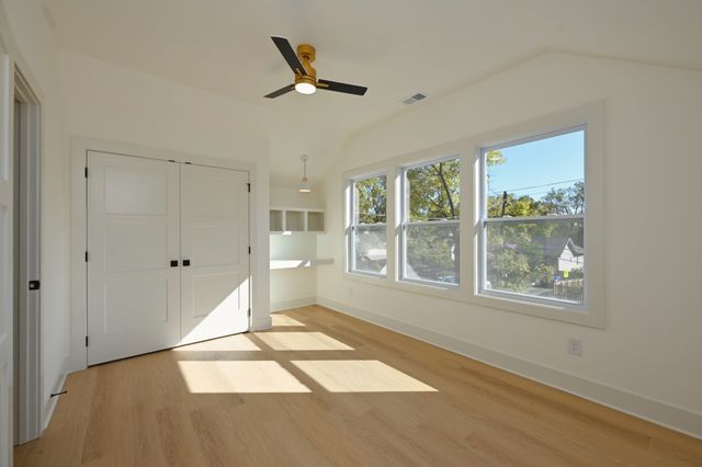 1212 Stockell St, Nashville, TN 37207