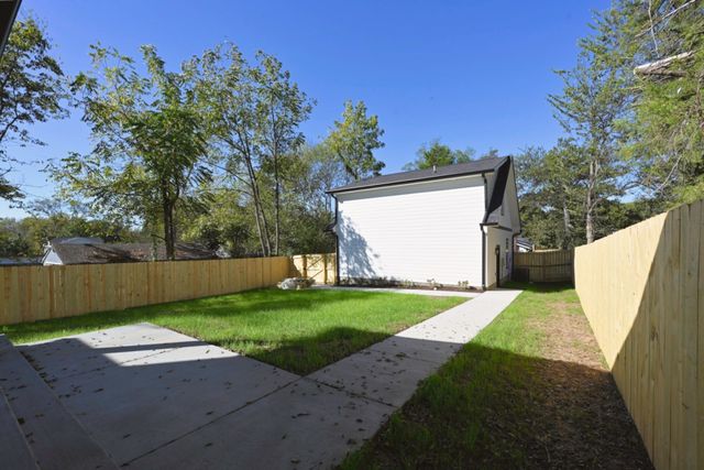 1212 Stockell St, Nashville, TN 37207
