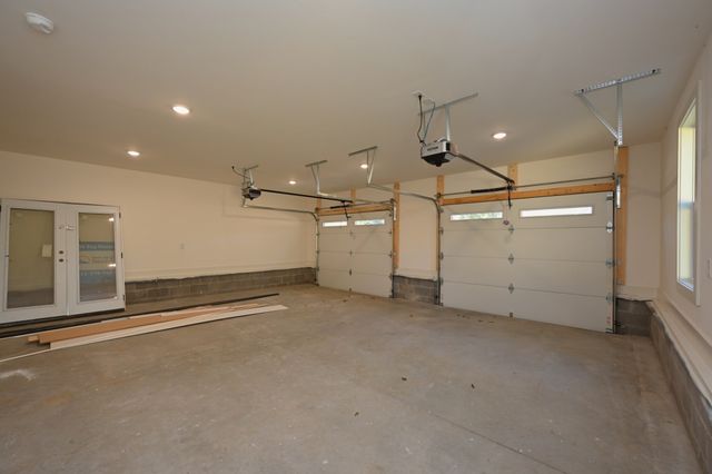 1212 Stockell St, Nashville, TN 37207