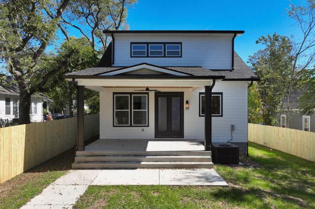 1212 Stockell St, Nashville, TN 37207