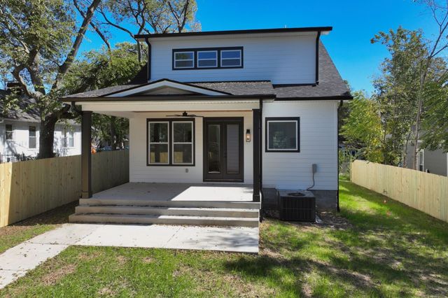 1212 Stockell St, Nashville, TN 37207