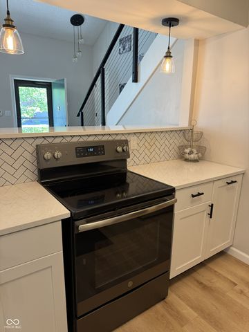 346 E Saint Clair Street, Indianapolis, IN 46202