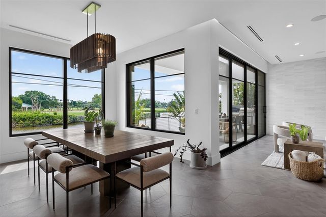 370 BELLEAIR DRIVE NE, St Petersburg, FL 33704