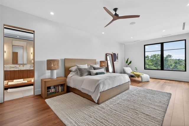 370 BELLEAIR DRIVE NE, St Petersburg, FL 33704