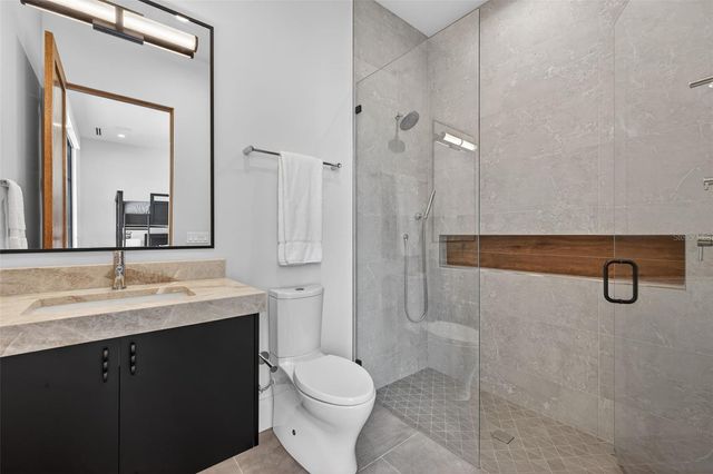 370 BELLEAIR DRIVE NE, St Petersburg, FL 33704