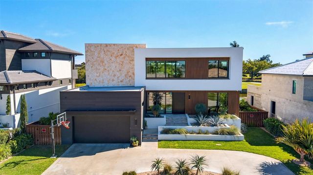 370 BELLEAIR DRIVE NE, St Petersburg, FL 33704