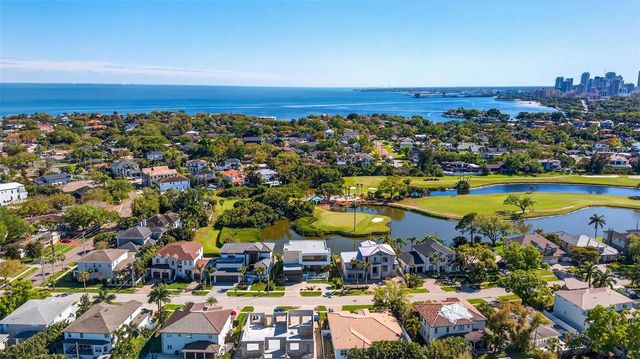 370 BELLEAIR DRIVE NE, St Petersburg, FL 33704