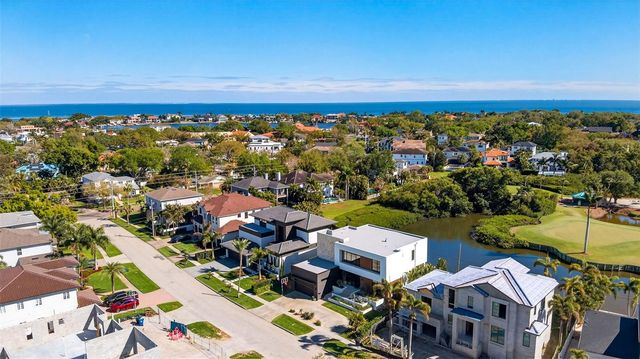 370 BELLEAIR DRIVE NE, St Petersburg, FL 33704