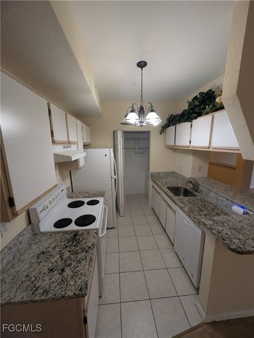 6481 Aragon WAY 205, Fort Myers, FL 33966