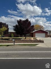 11515 S TEMPLE DR, South Jordan, UT 84095
