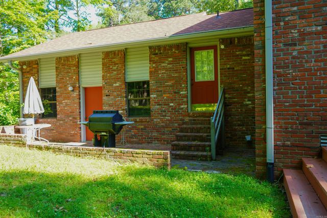 8901 Dawn Drive, Mabelvale, AR 72103