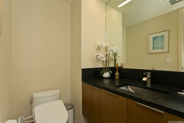 1388 Ala Moana Boulevard 1603, Honolulu, HI 96814