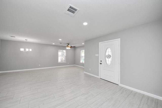 10507 Royal Oaks Drive, Houston, TX 77016