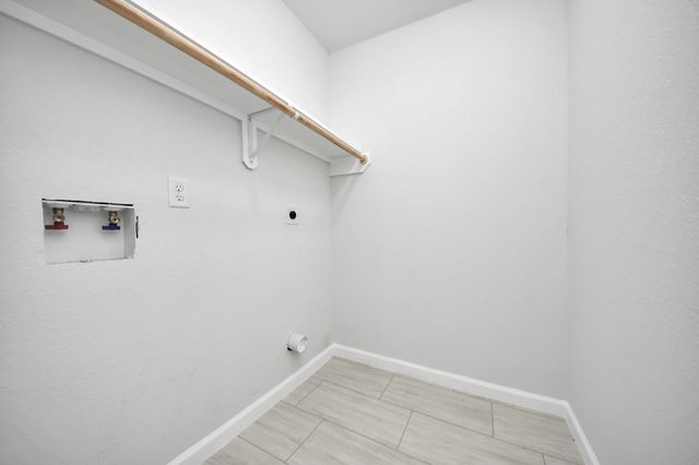 10507 Royal Oaks Drive, Houston, TX 77016