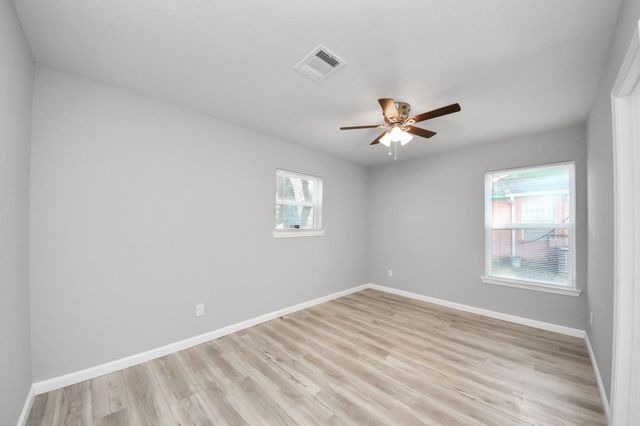 10507 Royal Oaks Drive, Houston, TX 77016