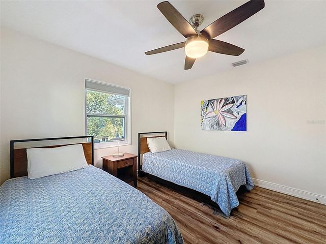 546 NORFOLK STREET, Dunedin, FL 34698