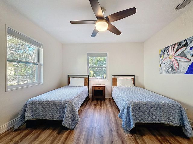 546 NORFOLK STREET, Dunedin, FL 34698