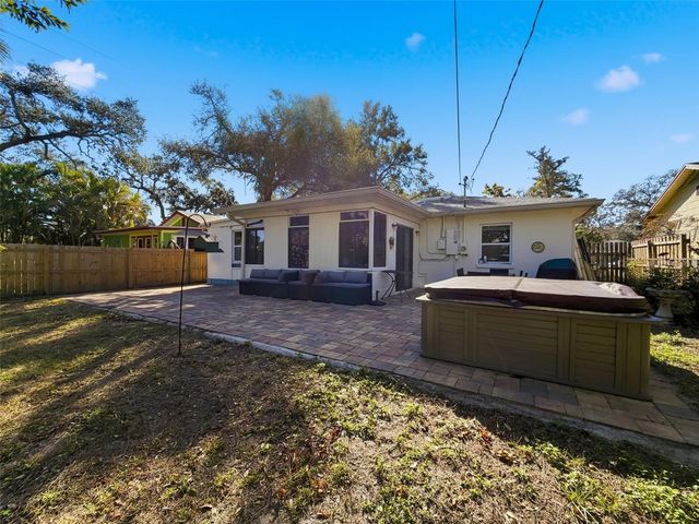 546 NORFOLK STREET, Dunedin, FL 34698