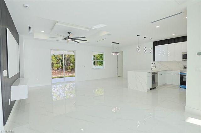 3814 17TH ST W, Lehigh Acres, FL 33971