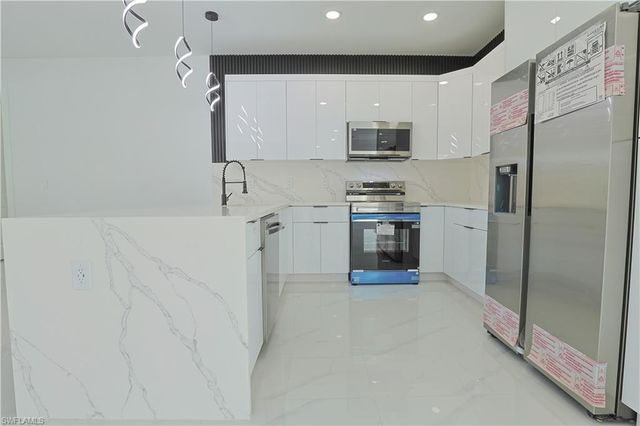 3814 17TH ST W, Lehigh Acres, FL 33971