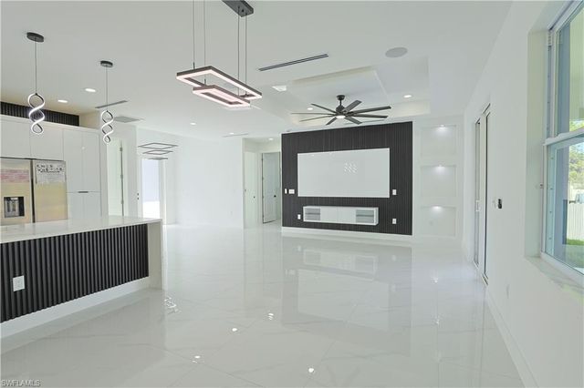 3814 17TH ST W, Lehigh Acres, FL 33971