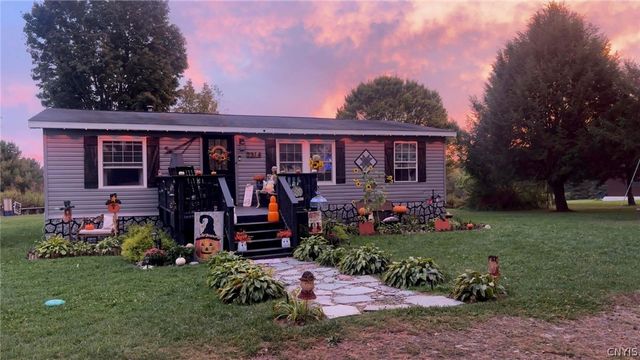 2314 California Road, Vienna, NY 13316