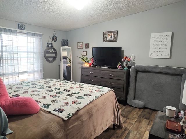 2314 California Road, Vienna, NY 13316