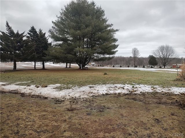 2314 California Road, Vienna, NY 13316