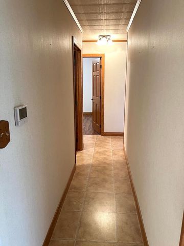 9480 N Country Club Road 9480 N Country Club Road, Piqua, OH 45356