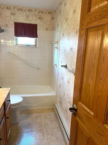 9480 N Country Club Road 9480 N Country Club Road, Piqua, OH 45356