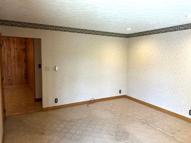 9480 N Country Club Road 9480 N Country Club Road, Piqua, OH 45356