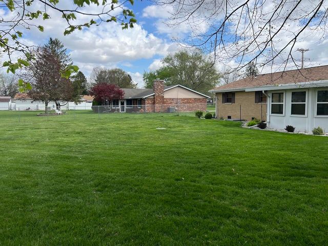 9480 N Country Club Road 9480 N Country Club Road, Piqua, OH 45356