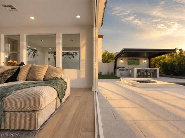 3091 Red Springs Drive, Las Vegas, NV 89135