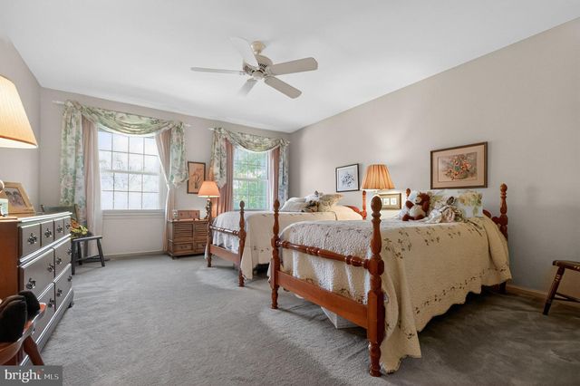 1831 GLENWOLD DR, Paoli, PA 19301