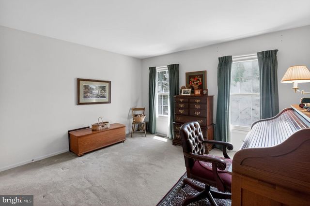 1831 GLENWOLD DR, Paoli, PA 19301