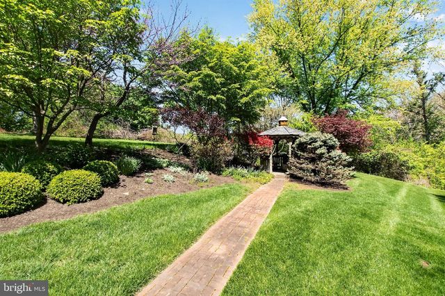 1831 GLENWOLD DR, Paoli, PA 19301