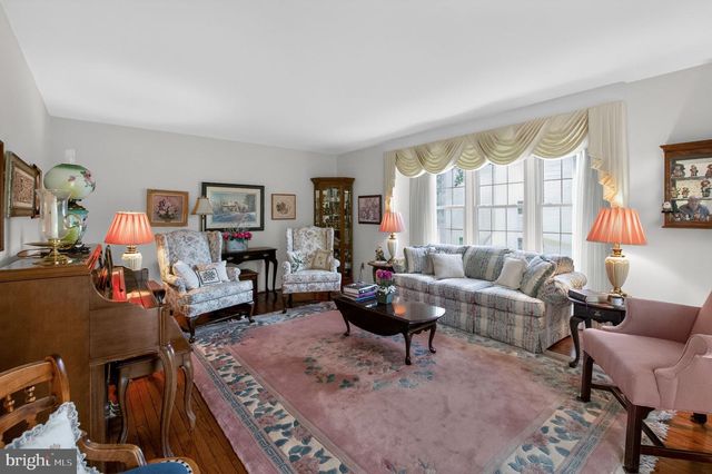 1831 GLENWOLD DR, Paoli, PA 19301