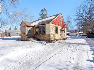 1210 5th Avenue NE, Brainerd, MN 56401