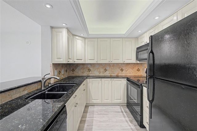 800 COVE CAY DRIVE 5G, Clearwater, FL 33760