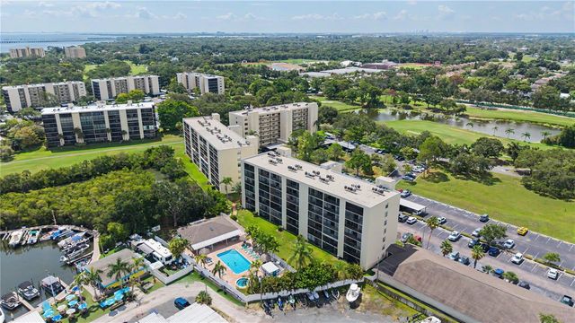 800 COVE CAY DRIVE 5G, Clearwater, FL 33760