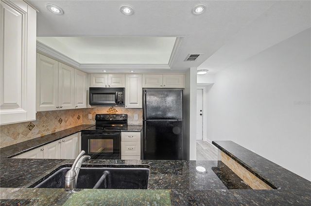 800 COVE CAY DRIVE 5G, Clearwater, FL 33760