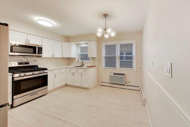 8212 W Walsh Lane 1, River Grove, IL 60171