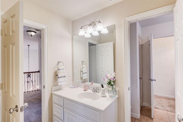 9823 Carriage Hill Lane, Frisco, TX 75035