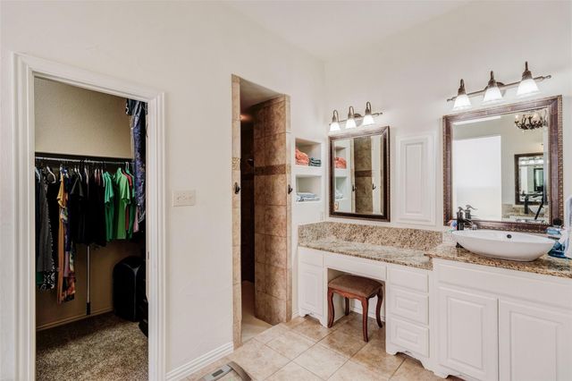 9823 Carriage Hill Lane, Frisco, TX 75035