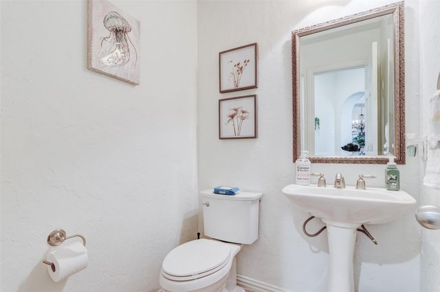 9823 Carriage Hill Lane, Frisco, TX 75035