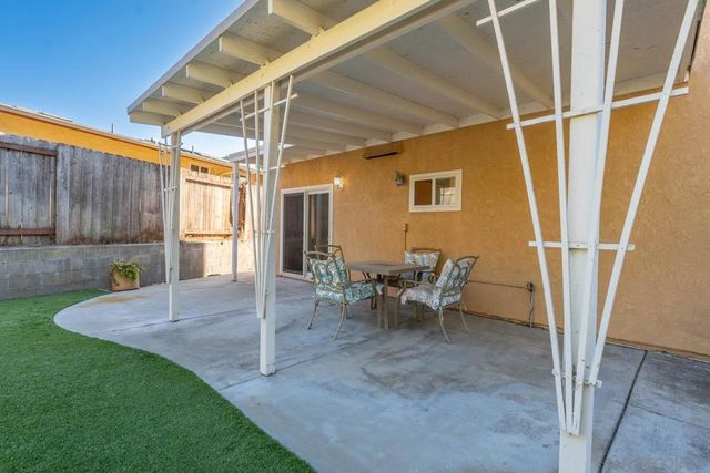 15625 Paymogo, San Diego, CA 92129