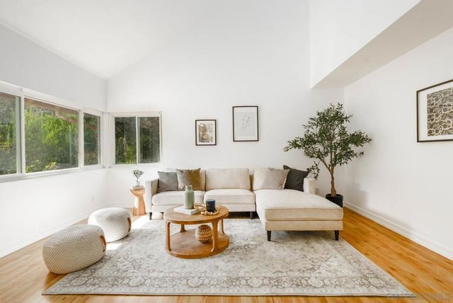 15625 Paymogo, San Diego, CA 92129