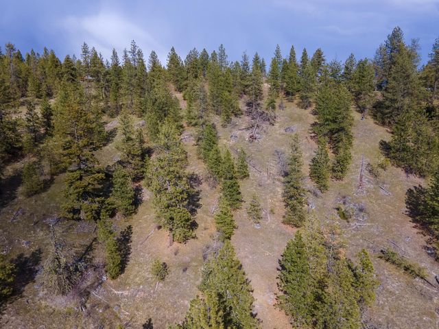 16510 N Abigail Ln, Spokane, WA 99208