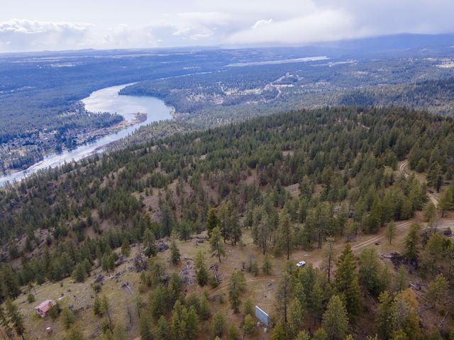 16510 N Abigail Ln, Spokane, WA 99208